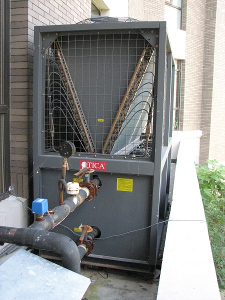 沈北新区某会所冷凝机组噪声与振动控制